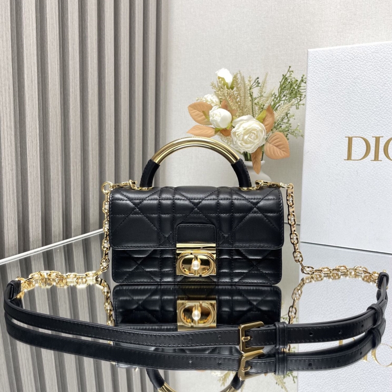 D*or top handle bags